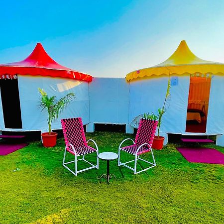 Iris Heaven'Z By Radha Rani Resort جايبور المظهر الخارجي الصورة