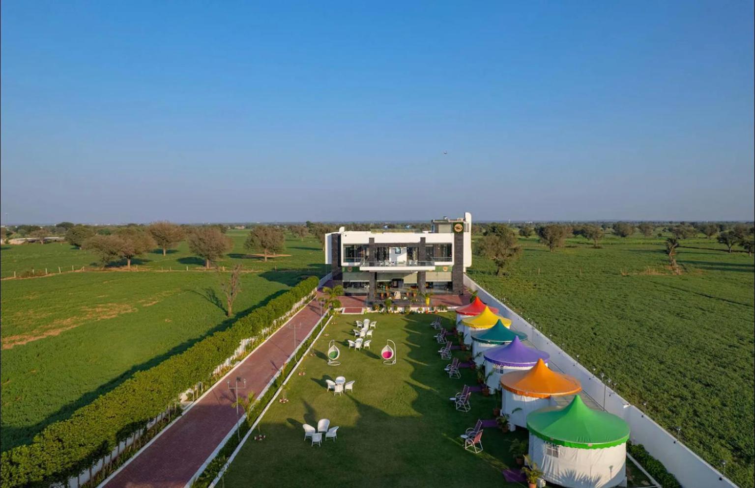 Iris Heaven'Z By Radha Rani Resort جايبور المظهر الخارجي الصورة